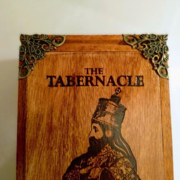 Suenos de Saundra Upcycled, Tabernacle Cedar Cigar Box, Decor/ Storage - Picture 6 of 10